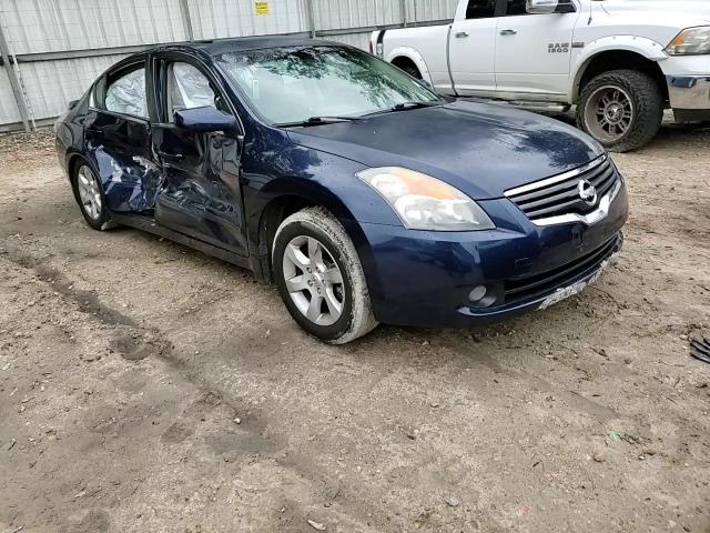 2009 Nissan Altima - Image 11