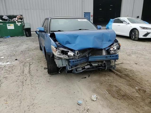 2015 Toyota tC - Image 11