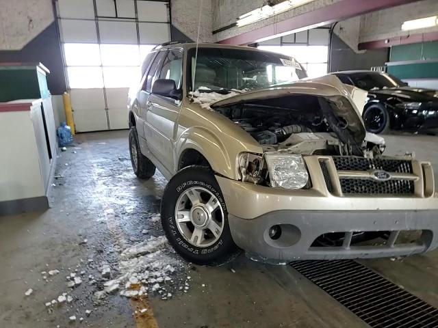 2003 Ford Explorer - Image 12