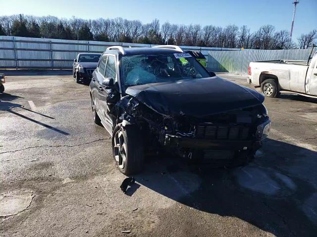 2021 Hyundai Venue - Image 12