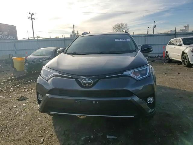 2017 Toyota RAV 4 - Image 12