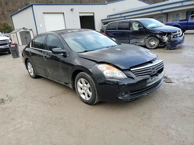 2009 Nissan Altima - Image 10