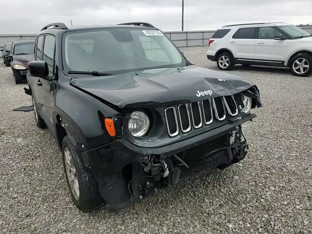 2017 Jeep Renegade - Image 12