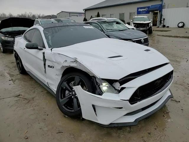 2022 Ford Mustang - Image 14