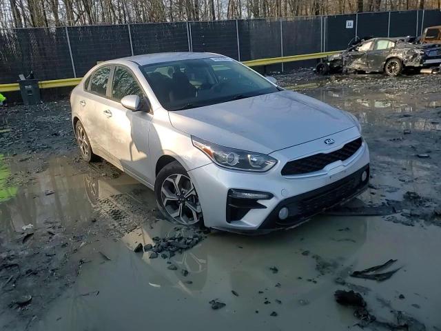 2021 Kia Forte - Image 11