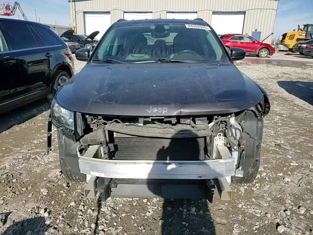 2018 Jeep Compass - Image 11