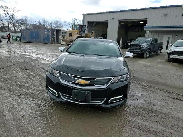 2019 Chevrolet Impala - Image 13