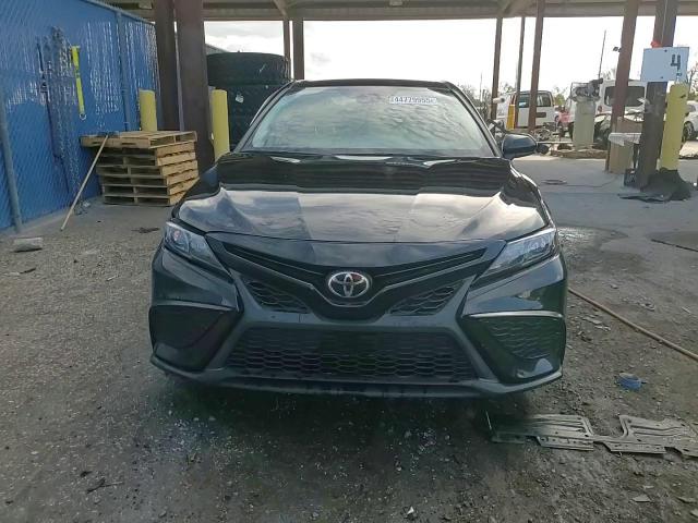 2021 Toyota Camry - Image 13