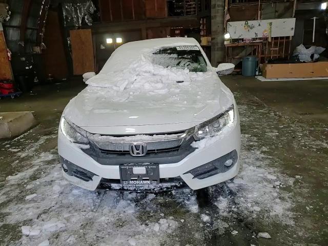 2018 Honda Civic - Image 10