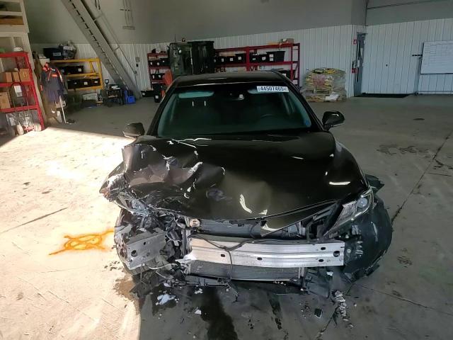 2019 Toyota Camry - Image 10