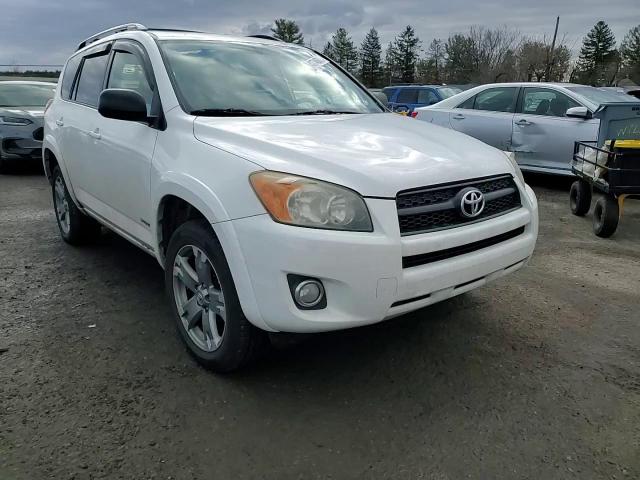 2009 Toyota RAV 4 - Image 11