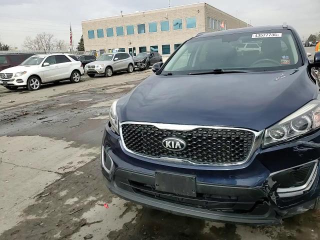 2016 Kia Sorento - Image 14