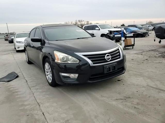 2015 Nissan Altima - Image 10
