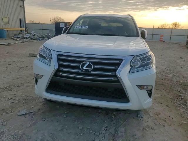 2015 Lexus GX - Image 12