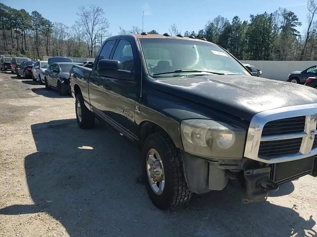 2006 Dodge RAM - Image 10