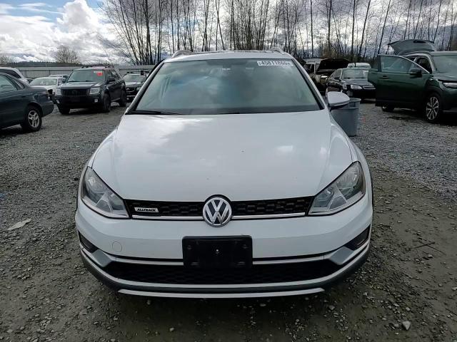 2017 Volkswagen Golf - Image 12
