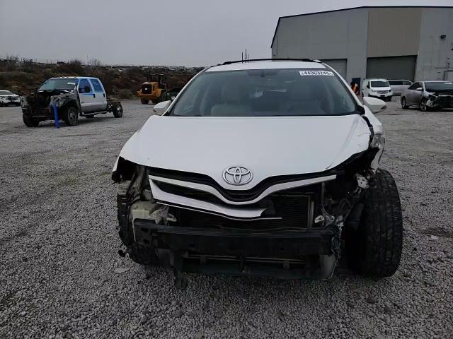 2013 Toyota Venza - Image 12