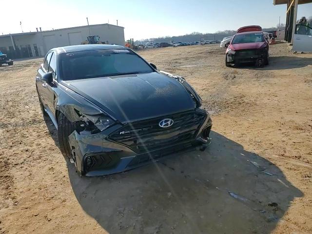 2023 Hyundai Sonata - Image 11