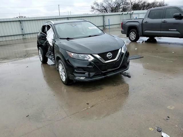 2021 Nissan Rogue - Image 12