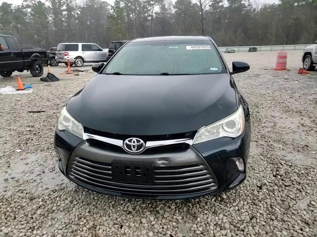 2016 Toyota Camry - Image 13