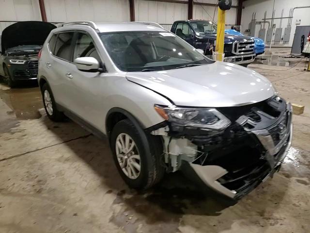 2017 Nissan Rogue - Image 14