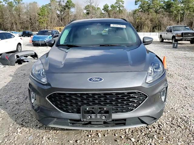 2022 Ford Escape - Image 15