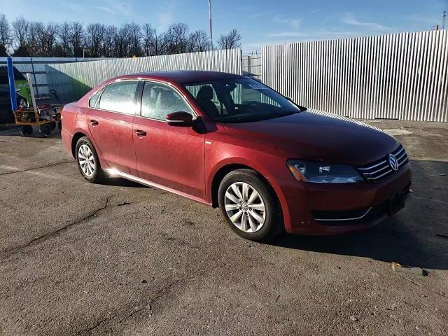 2015 Volkswagen Passat - Image 11