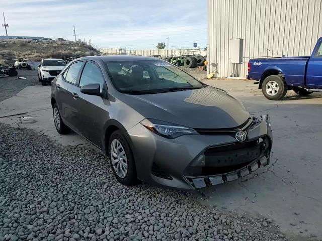 2018 Toyota Corolla - Image 13
