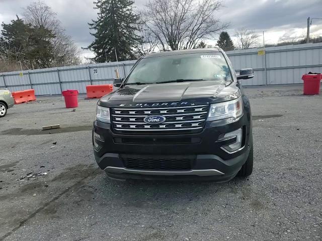 2016 Ford Explorer - Image 12