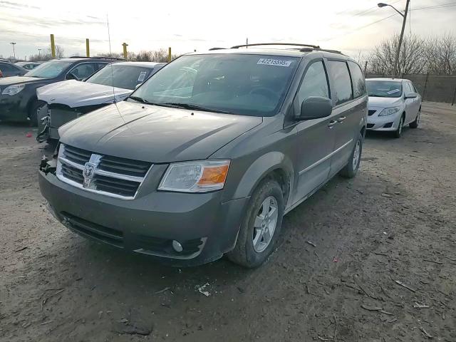 2010 Dodge Caravan - Image 12