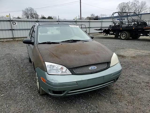 2005 Ford Focus - Image 11