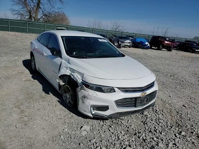 2016 Chevrolet Malibu - Image 11