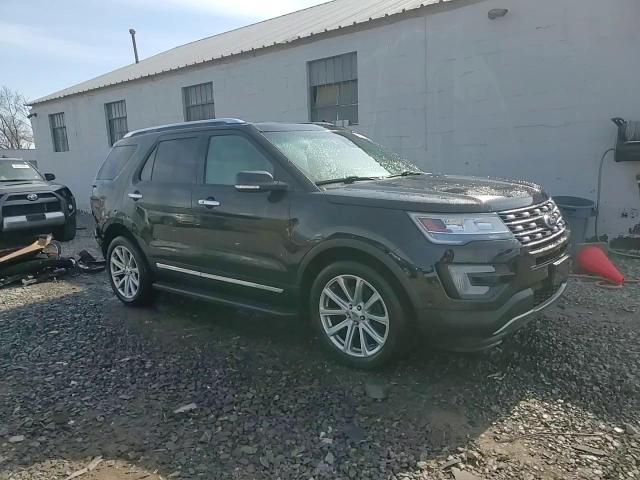2017 Ford Explorer - Image 15