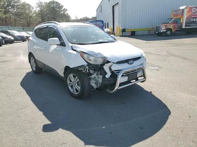 2013 Hyundai Tucson - Image 11