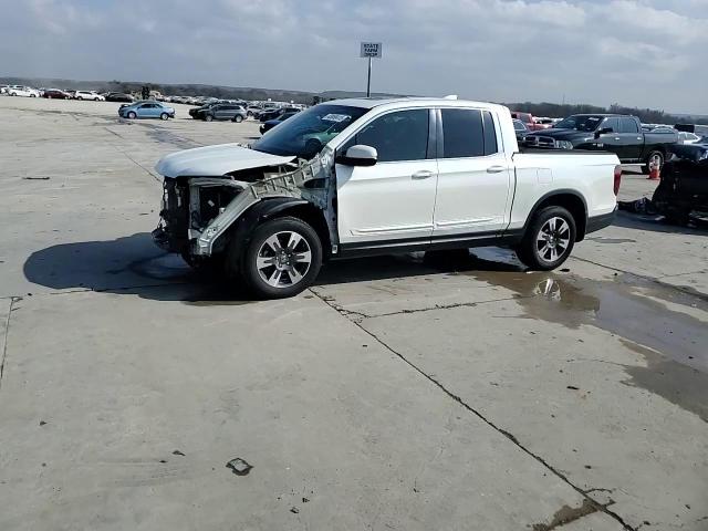2019 Honda Ridgeline - Image 15