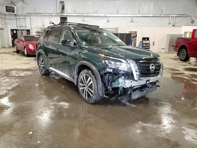 2024 Nissan Pathfinder - Image 15