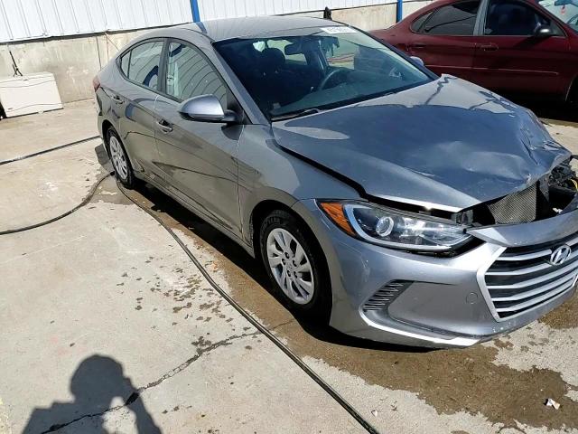 2018 Hyundai Elantra - Image 13