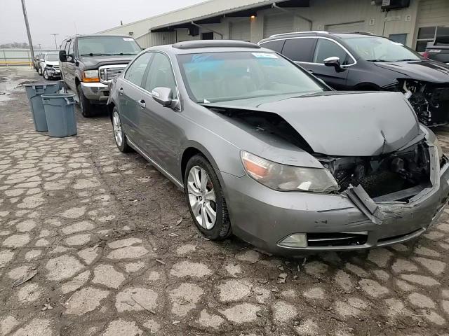 2010 Acura RL - Image 11
