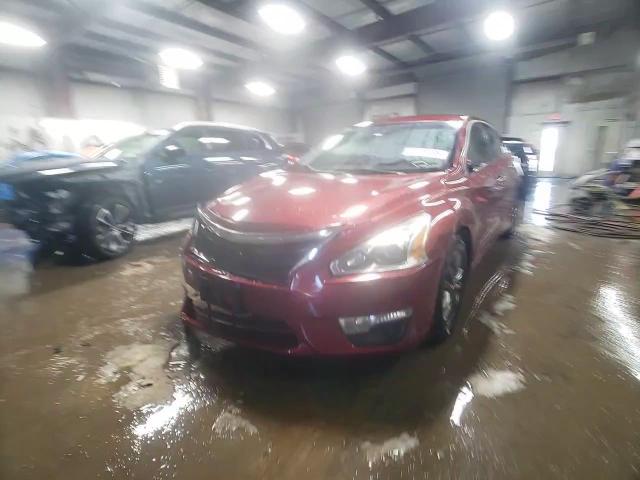 2015 Nissan Altima - Image 13