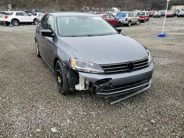 2016 Volkswagen Jetta - Image 14