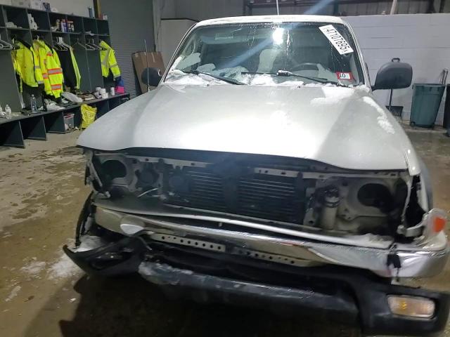 2003 Toyota Tacoma - Image 11
