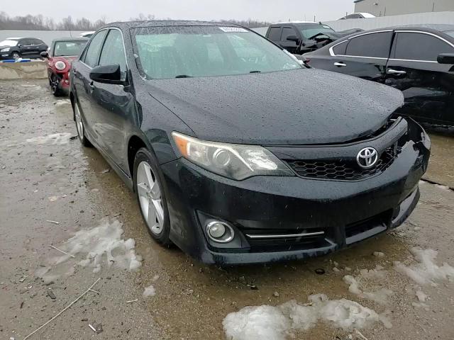 2013 Toyota Camry - Image 14