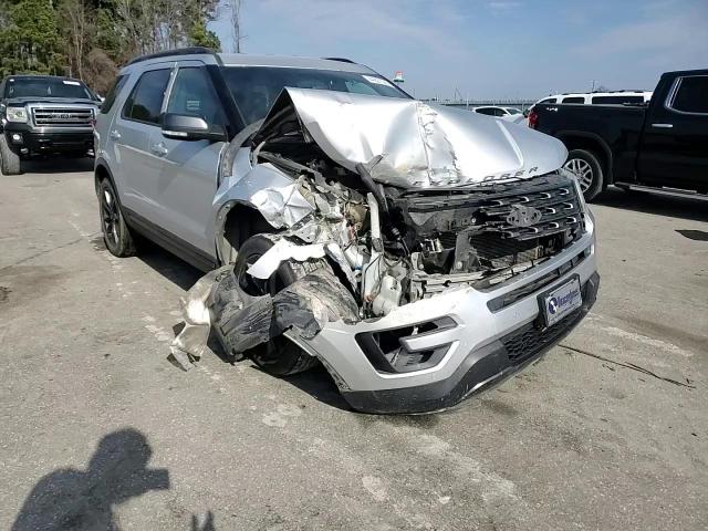 2017 Ford Explorer - Image 12