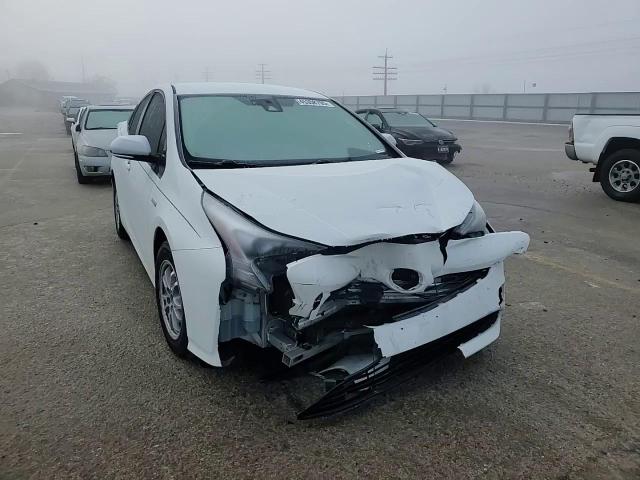 2017 Toyota Prius - Image 10