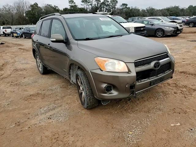 2011 Toyota RAV 4 - Image 12