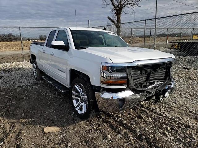 2019 Chevrolet Silverado - Image 11