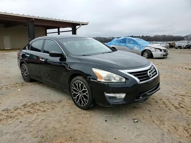 2013 Nissan Altima - Image 11