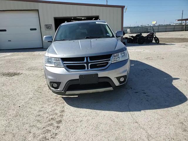 2017 Dodge Journey - Image 12