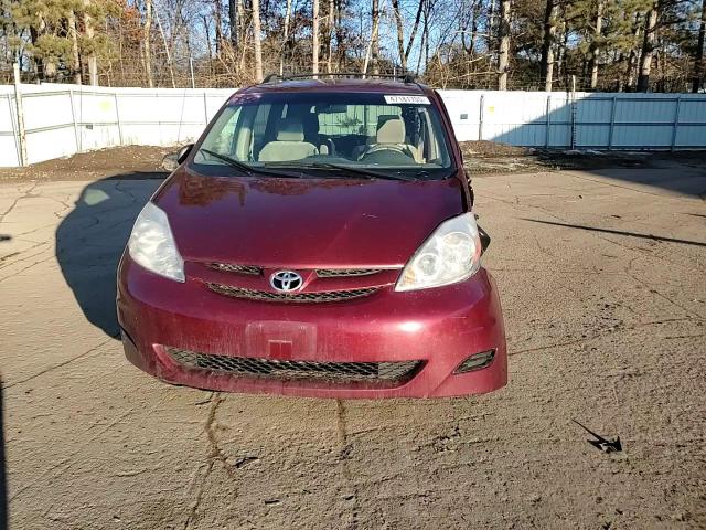 2008 Toyota Sienna - Image 12