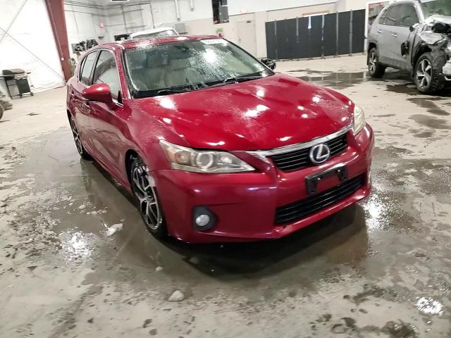 2012 Lexus CT - Image 15